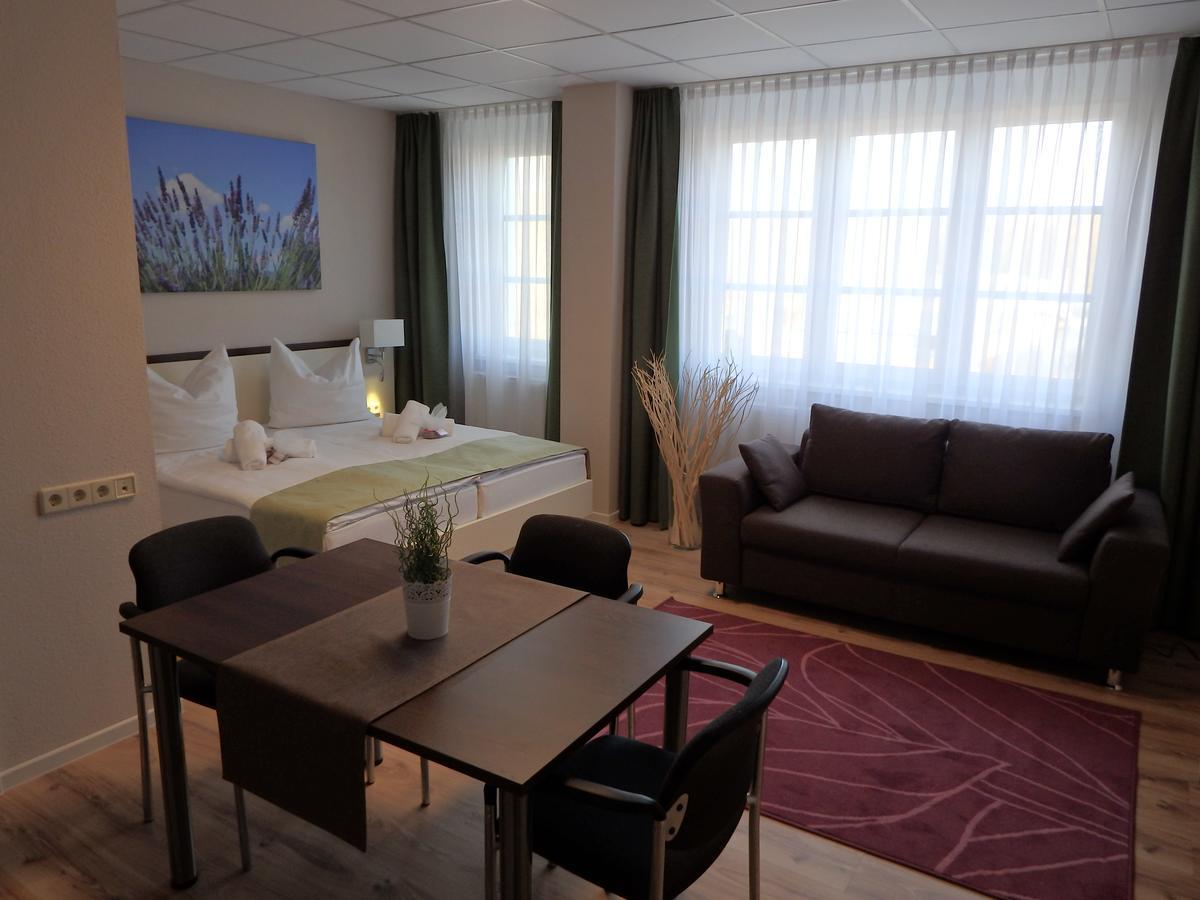 נאון Garni Hotel Lavendelhof מראה חיצוני תמונה