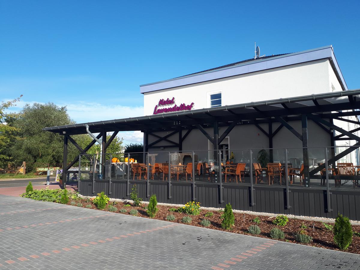 נאון Garni Hotel Lavendelhof מראה חיצוני תמונה